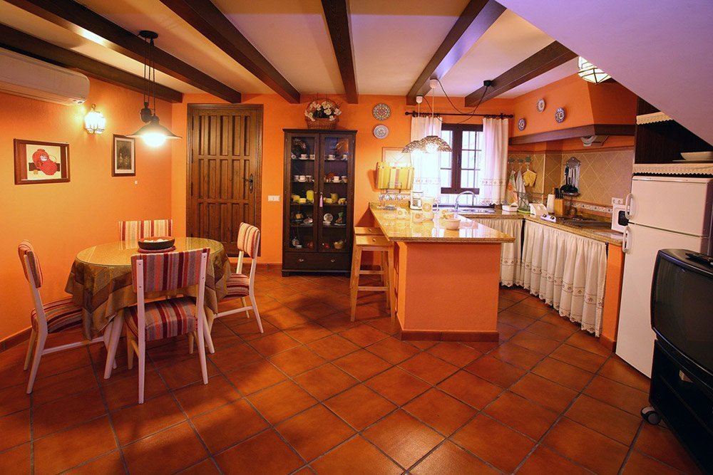 Cocina y comedor de Zulaikhah de Los Arrayanes