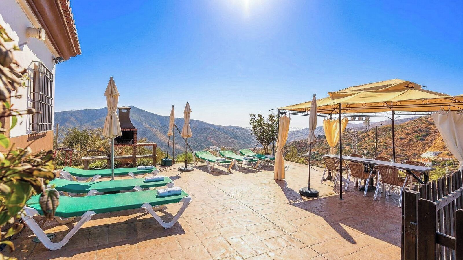 Terraza con vistas de Casa Rural Los Hidalgos de Totalán