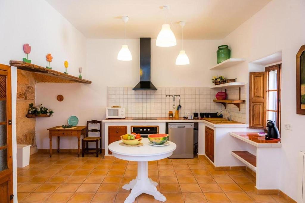 Cocina de una casa de Es Rafalet