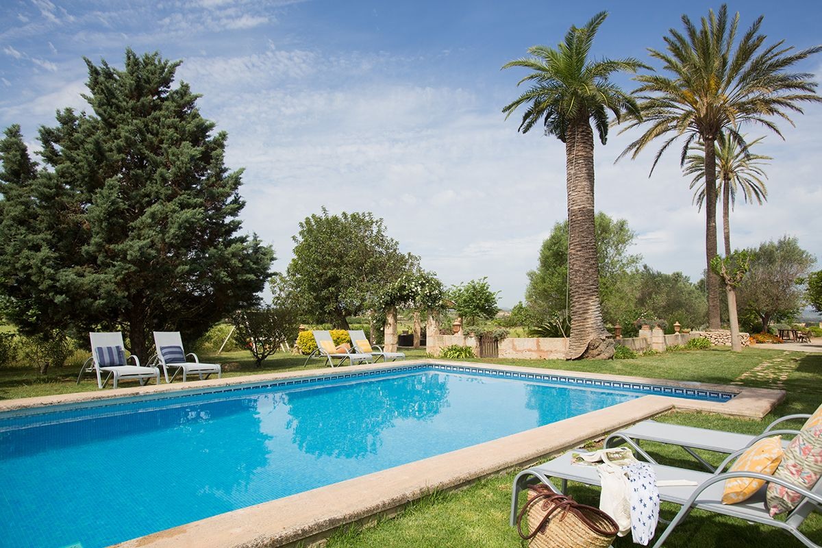 Piscina de Es Pla de Llodrà