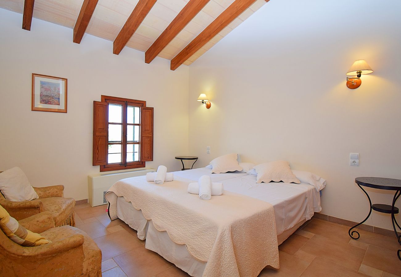 Dormitorio de Tofollubí