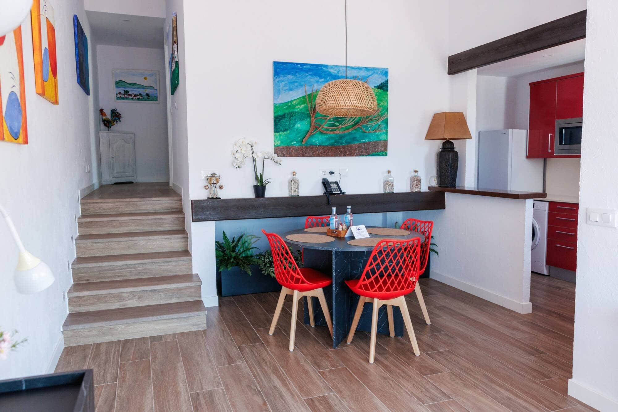 Cocina y comedor de un apartamento