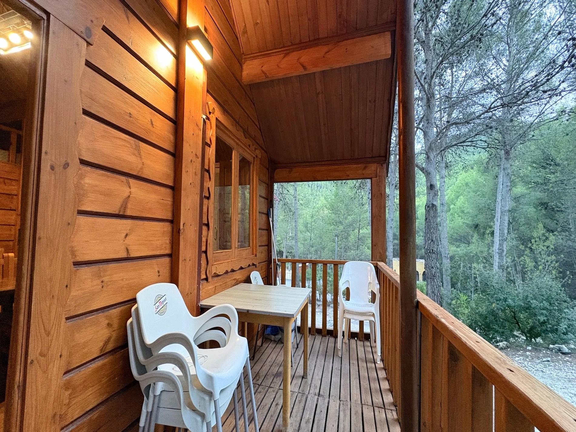 Terraza de una cabaña