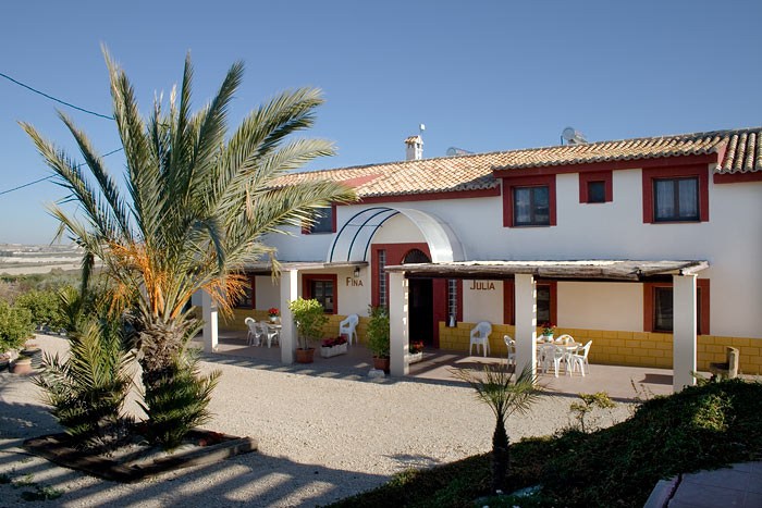 Jardín y fachada de Casa Fina o Casa Julia