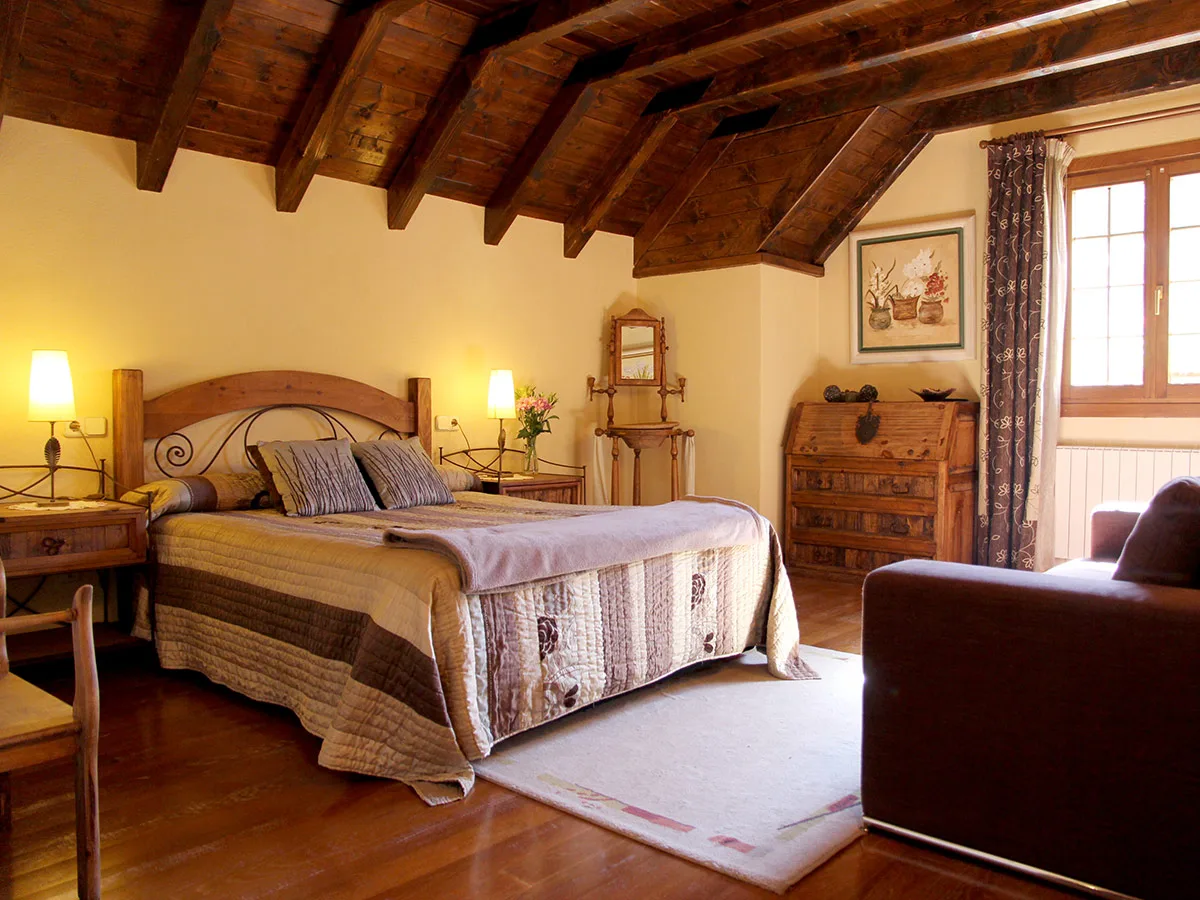 Habitación doble del Hotel Rural Eseverry