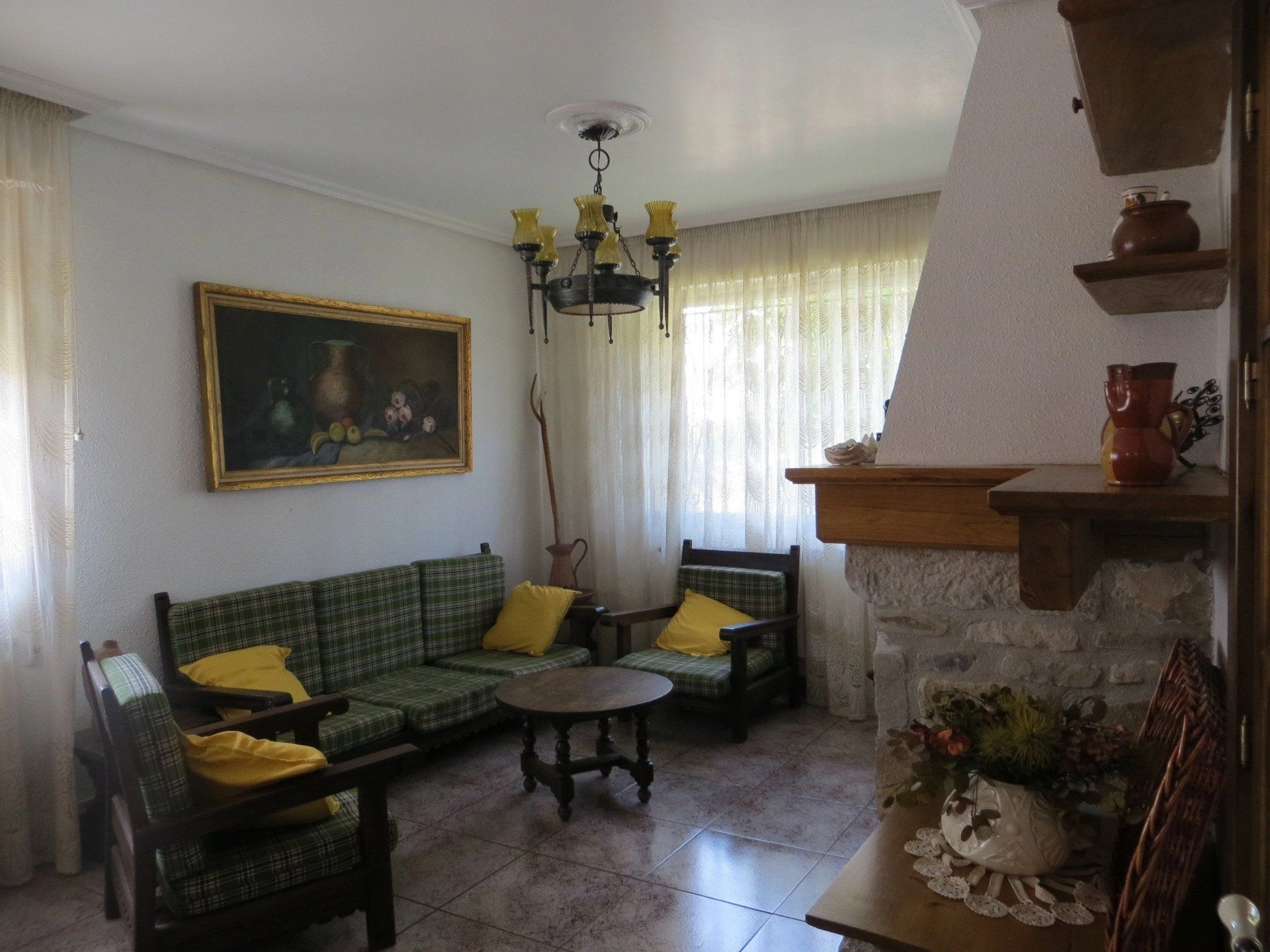 Salón de Etxarrienea I · Etxarrienea, Salinas de Oro