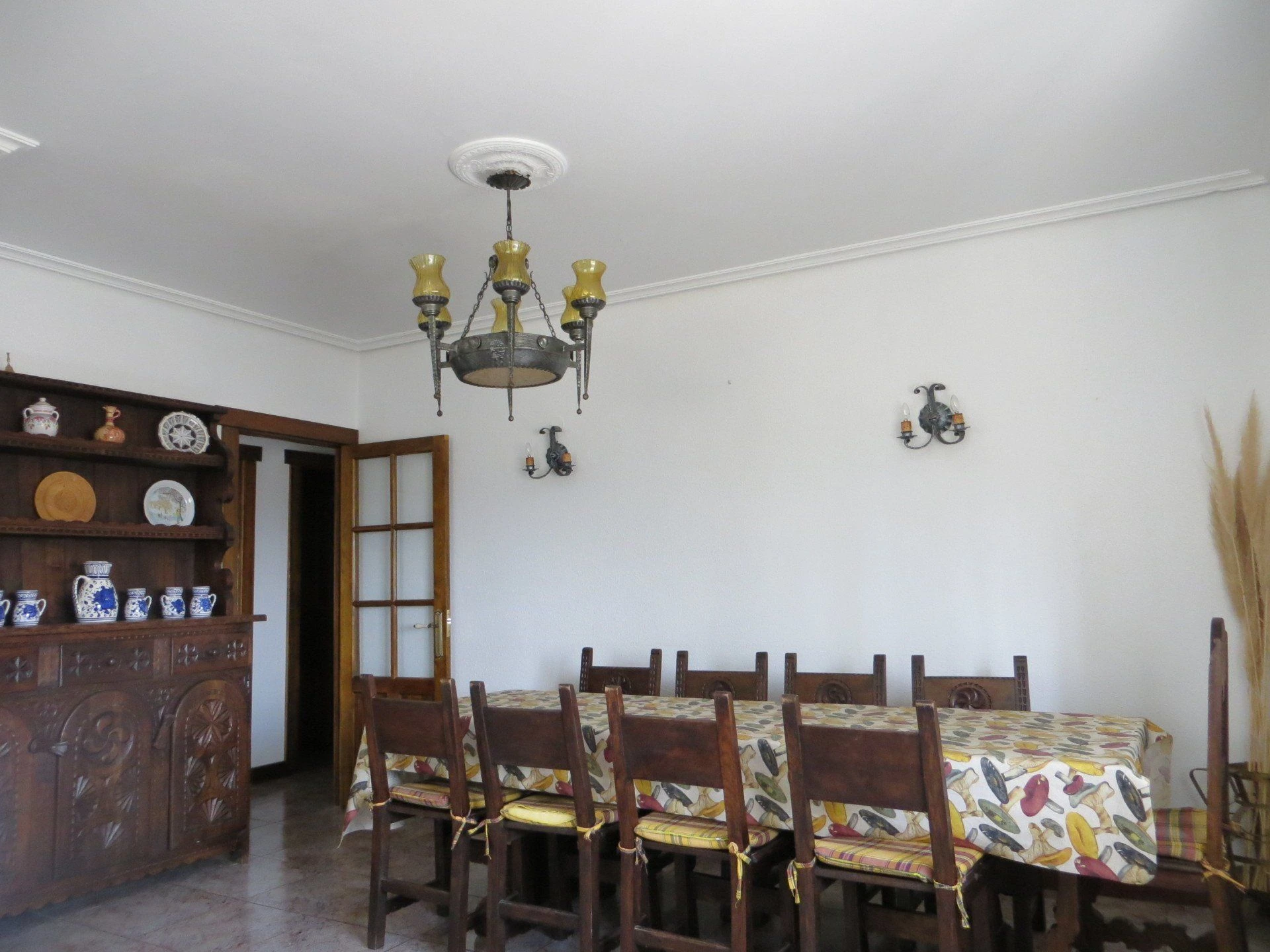 Comedor de Etxarrienea I · Etxarrienea, Salinas de Oro
