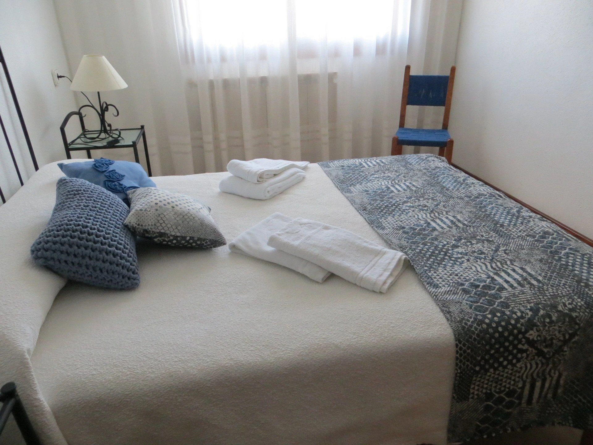 Dormitorio doble de Etxarrienea I · Etxarrienea, Salinas de Oro
