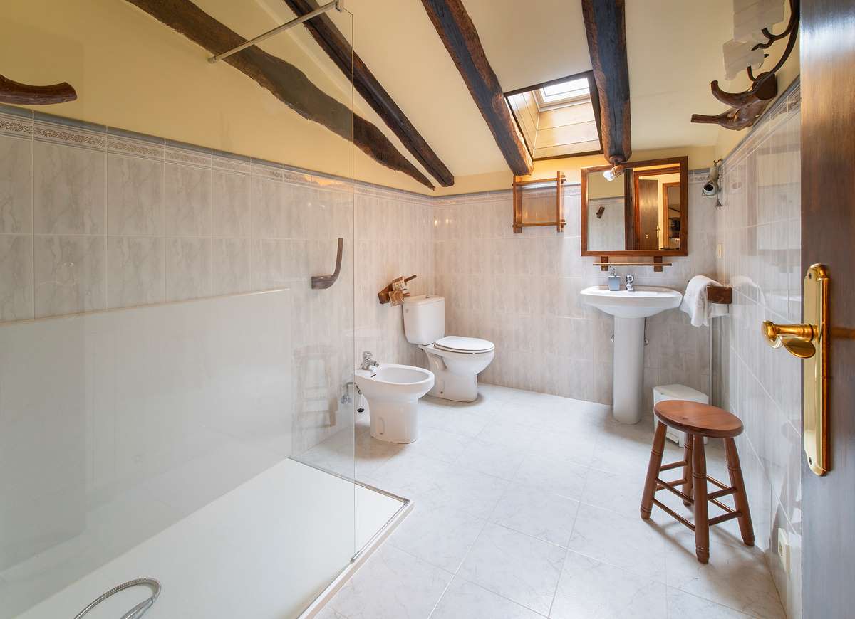 Baño de Jauregia I · Jauregia I y II