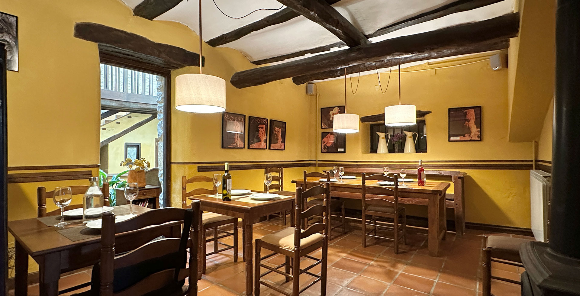 Comedor del Palacio de Orísoain · Orísoain, Navarra