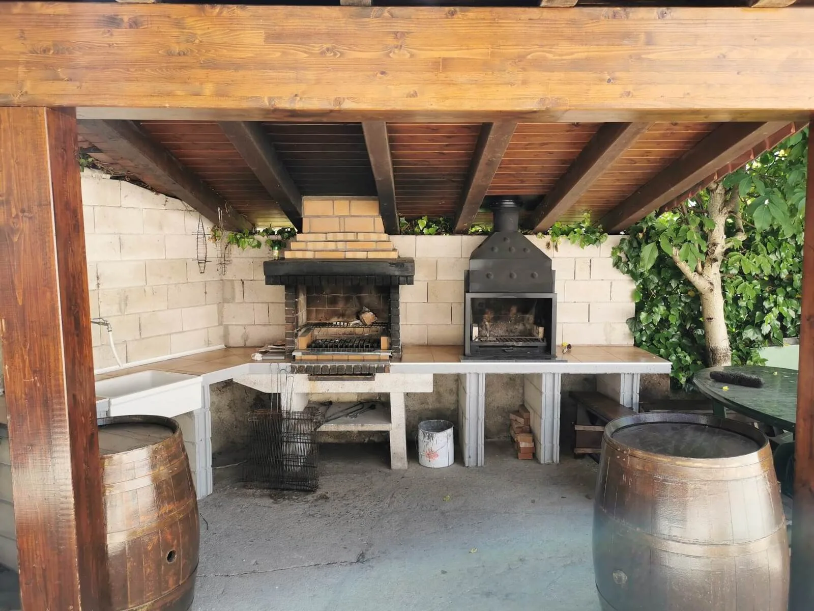 Barbacoa cubierta de Pierresena