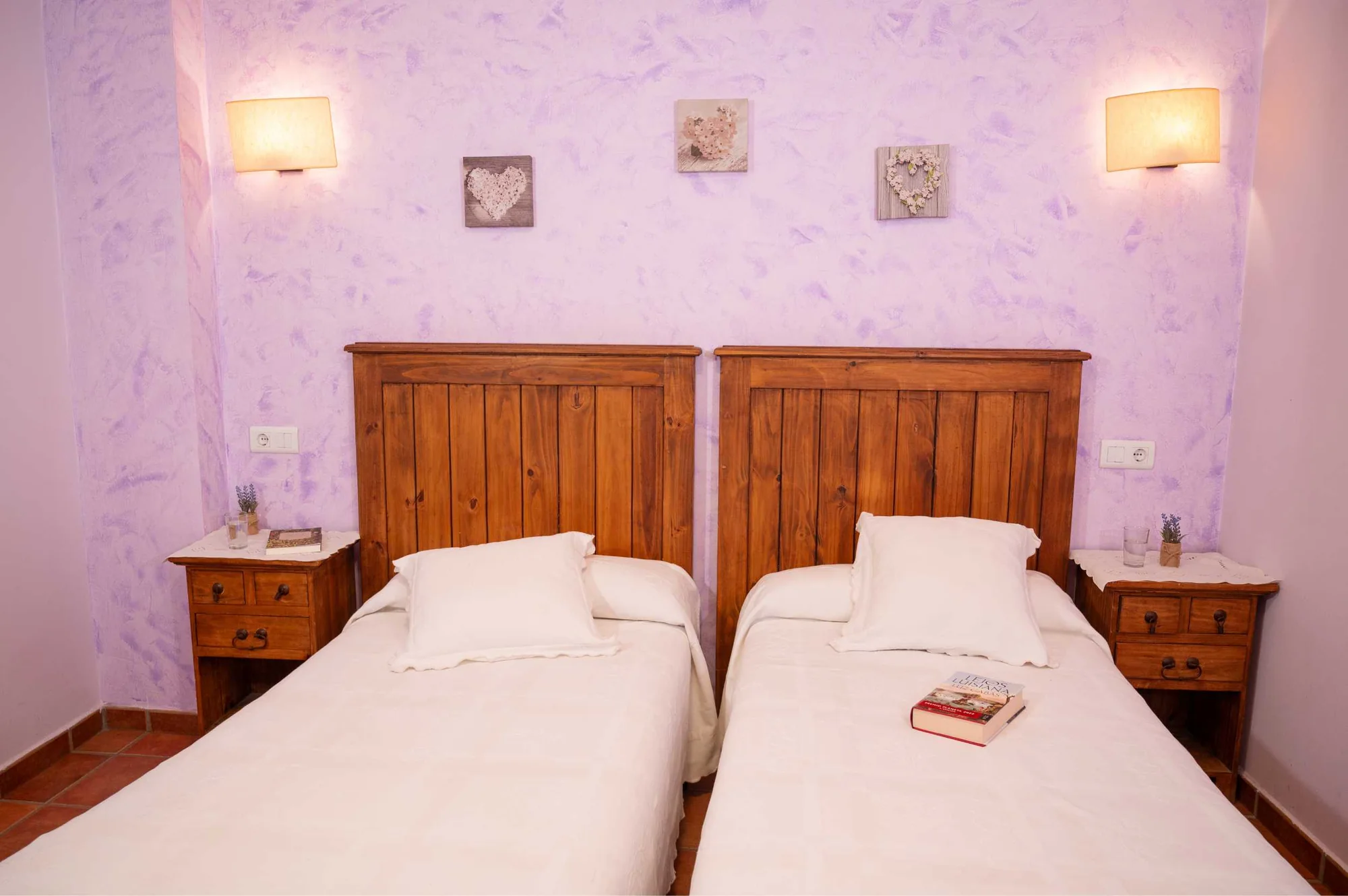 Dormitorio con dos camas