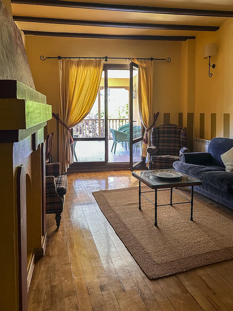 Habitación con zona de estar